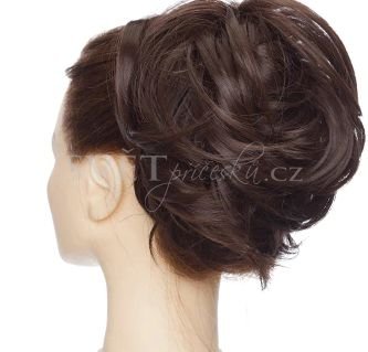 Barva #6 - kaštanově hnědá