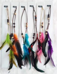 Ozdoba do vlasů z peříček barevná - typ 5